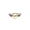 Silver ring with pearl and zircons