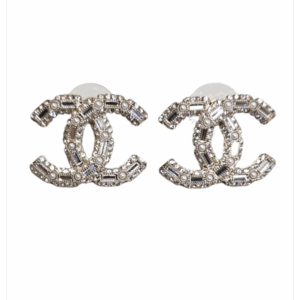 Pozłacane kolczyki z perłami i kryształkami, model logo CC, Chanel