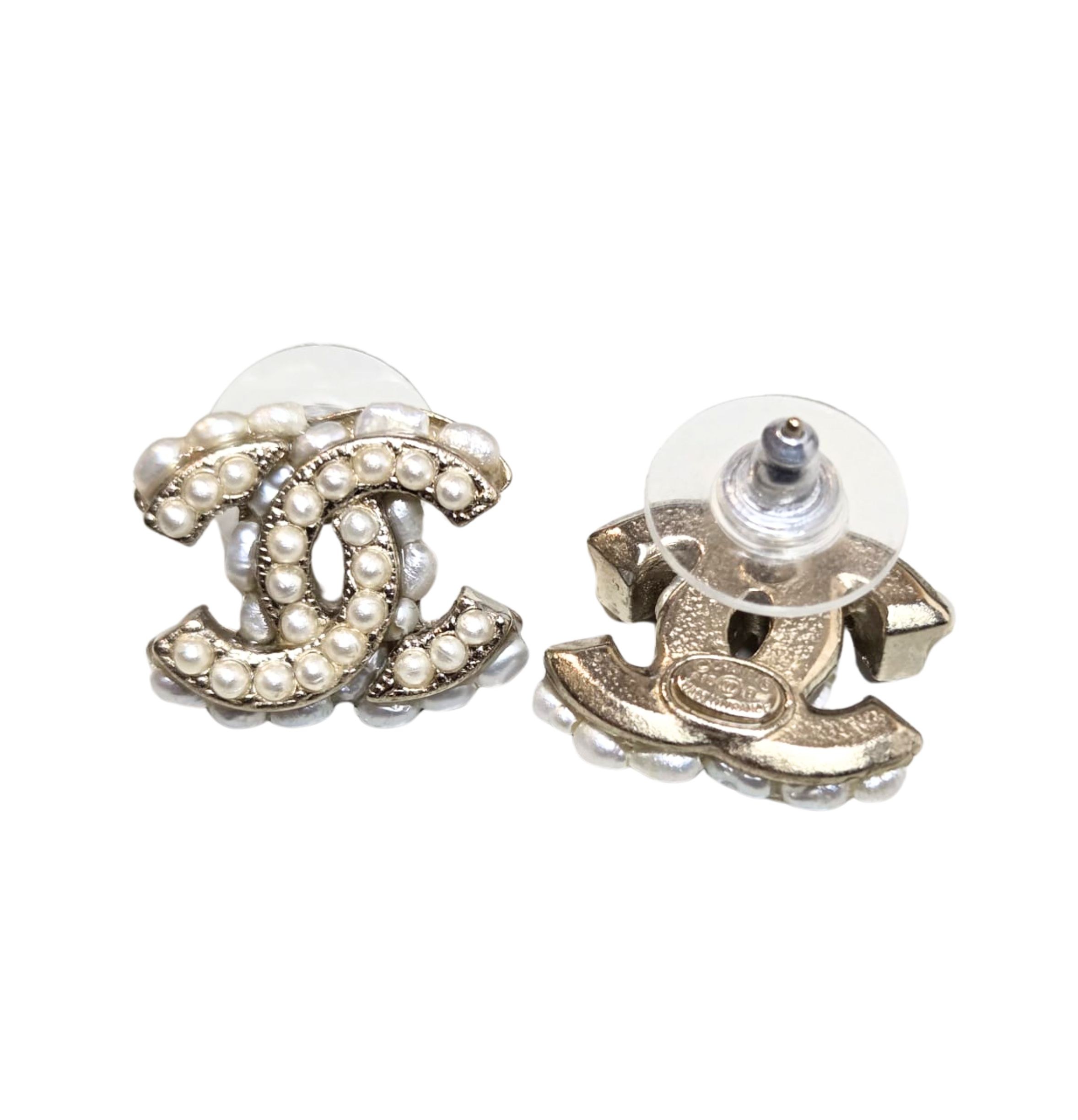 Pozłacane kolczyki z perłami, model logo CC, Chanel - obrazek 3