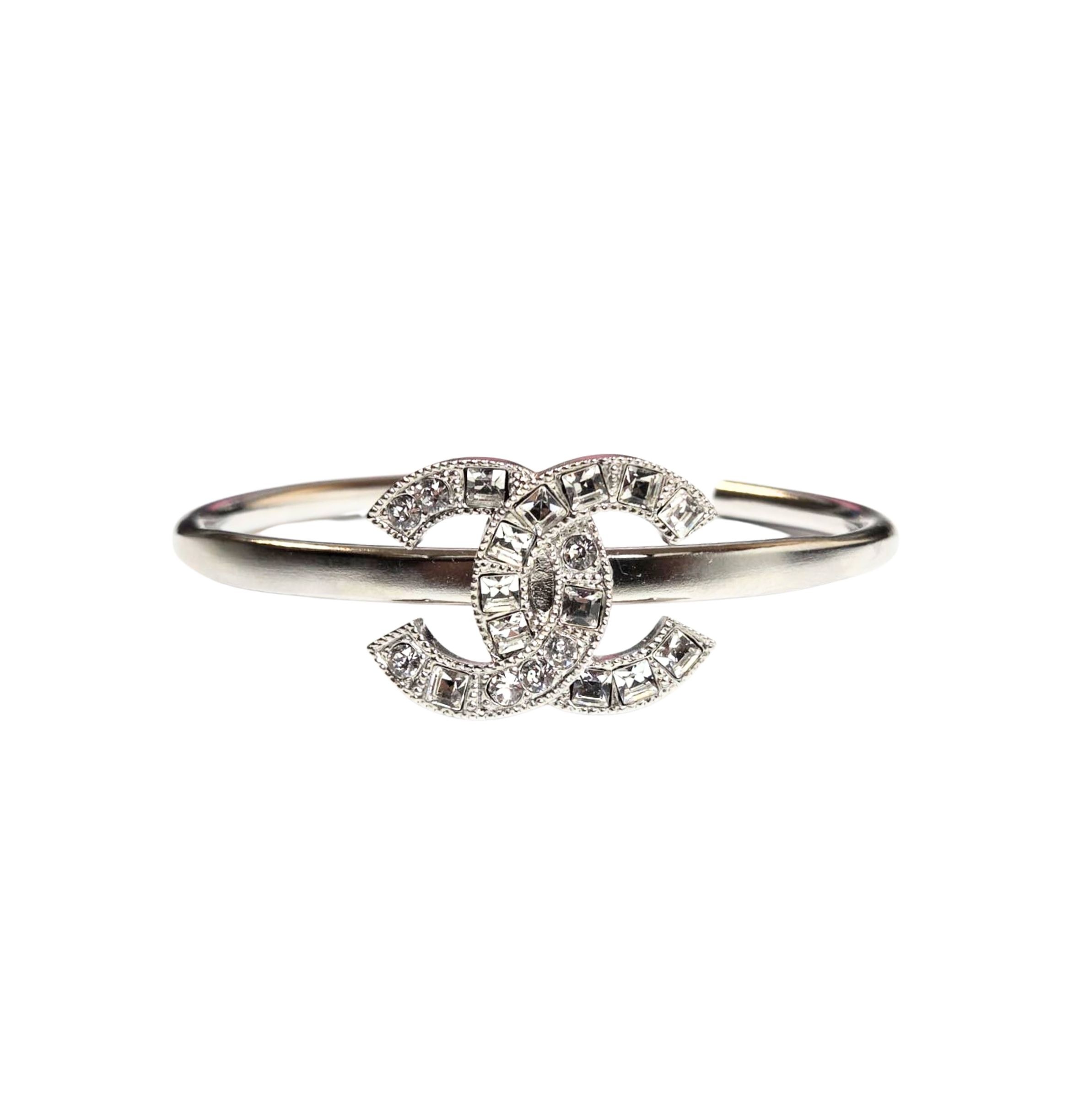 Srebrna sztywna bransoletka vintage, model logo CC, Chanel - obrazek 2